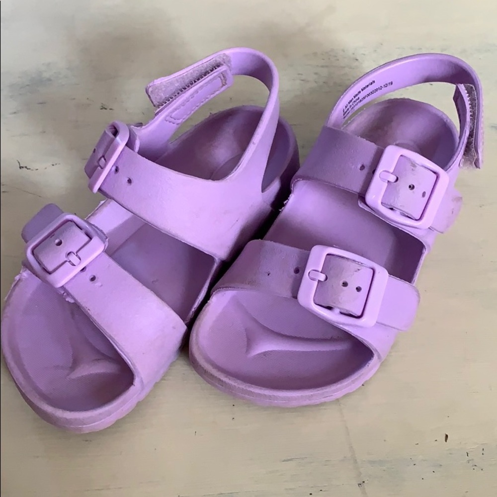 Little Girls Purple Birkenstock Cat & Jack Sandals